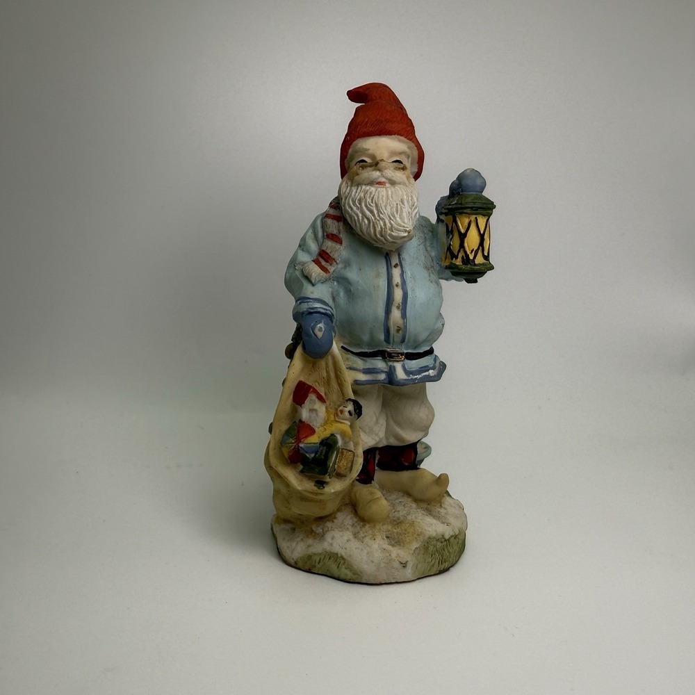 Vintage International Santa Collection Julenisse Scandinavia 1992 SC07 Figurine